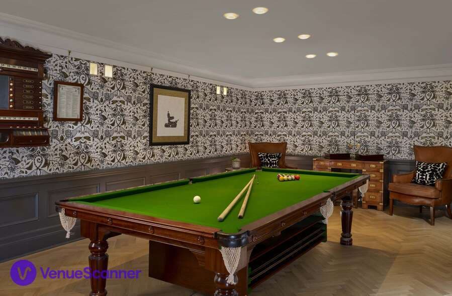 Holmes Hotel, The Billiard Room photo #3