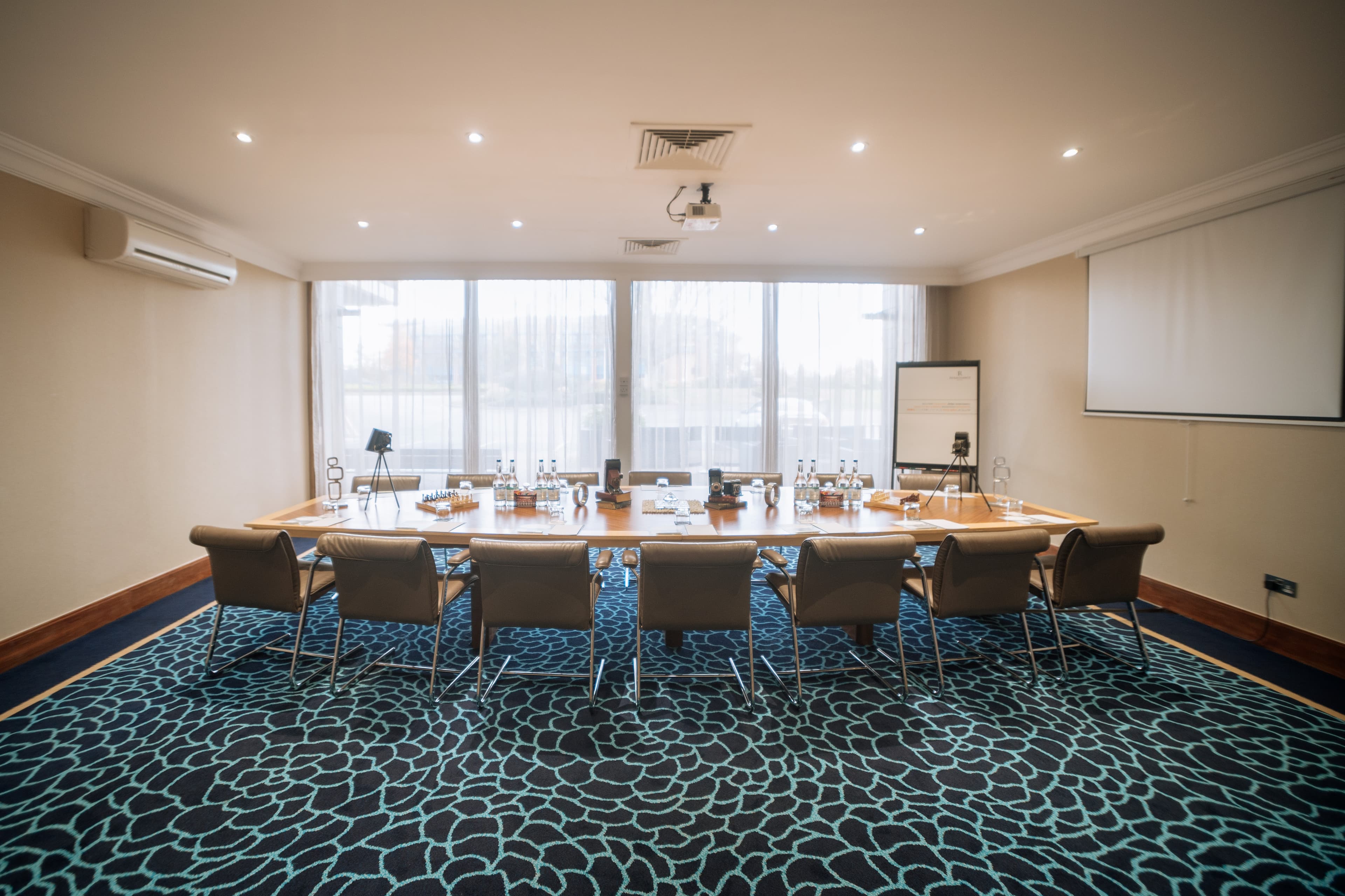 Renaissance London Heathrow Hotel, Chelsea photo #2