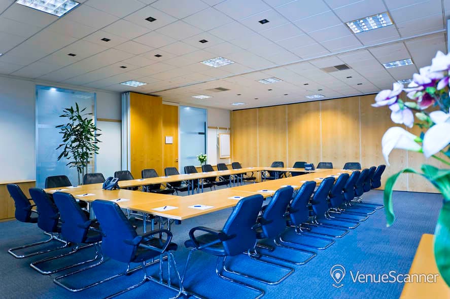 Milan, Regus Slough Bath Road photo #1