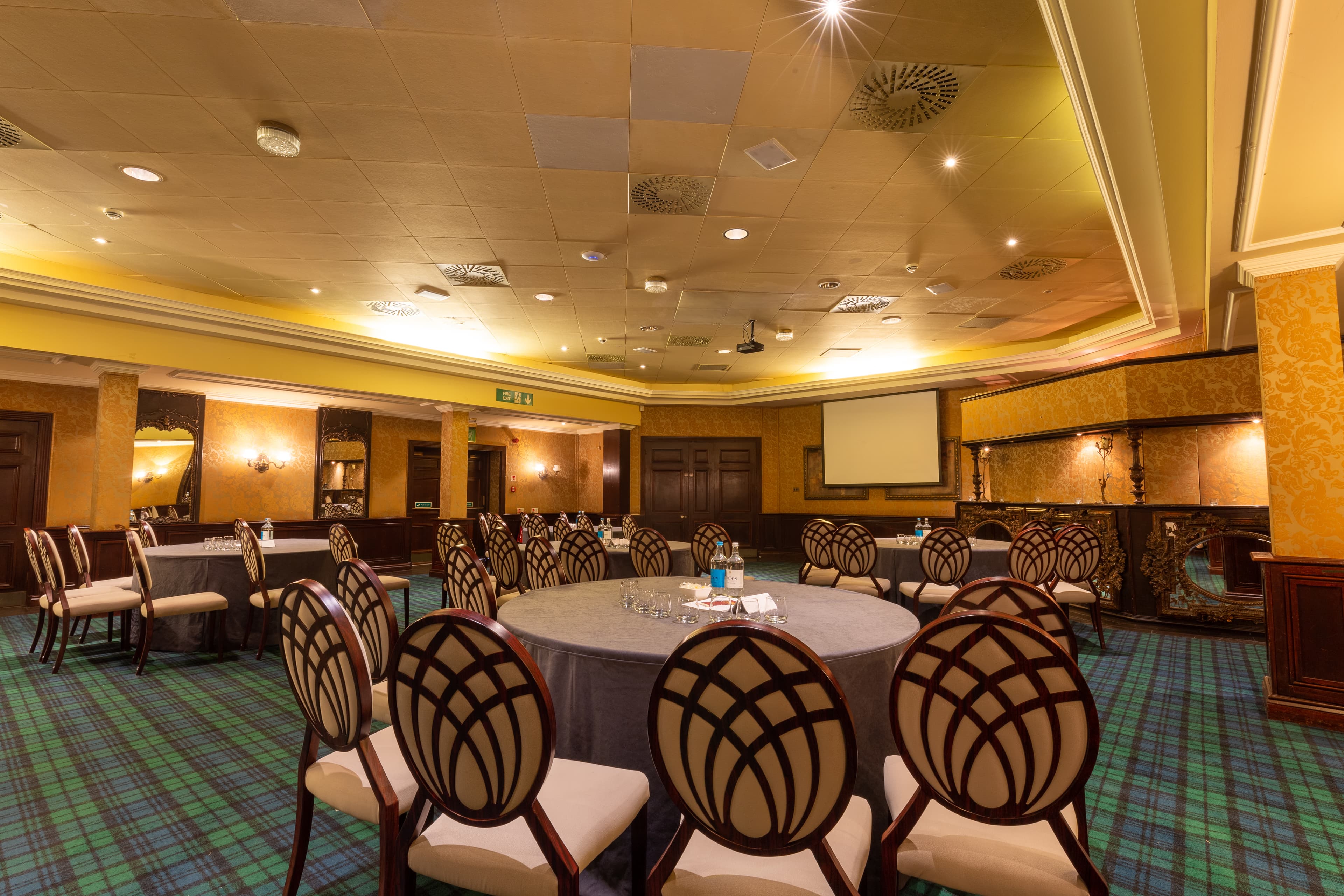 Photo of Coombe Abbey Hotel, Centre Court