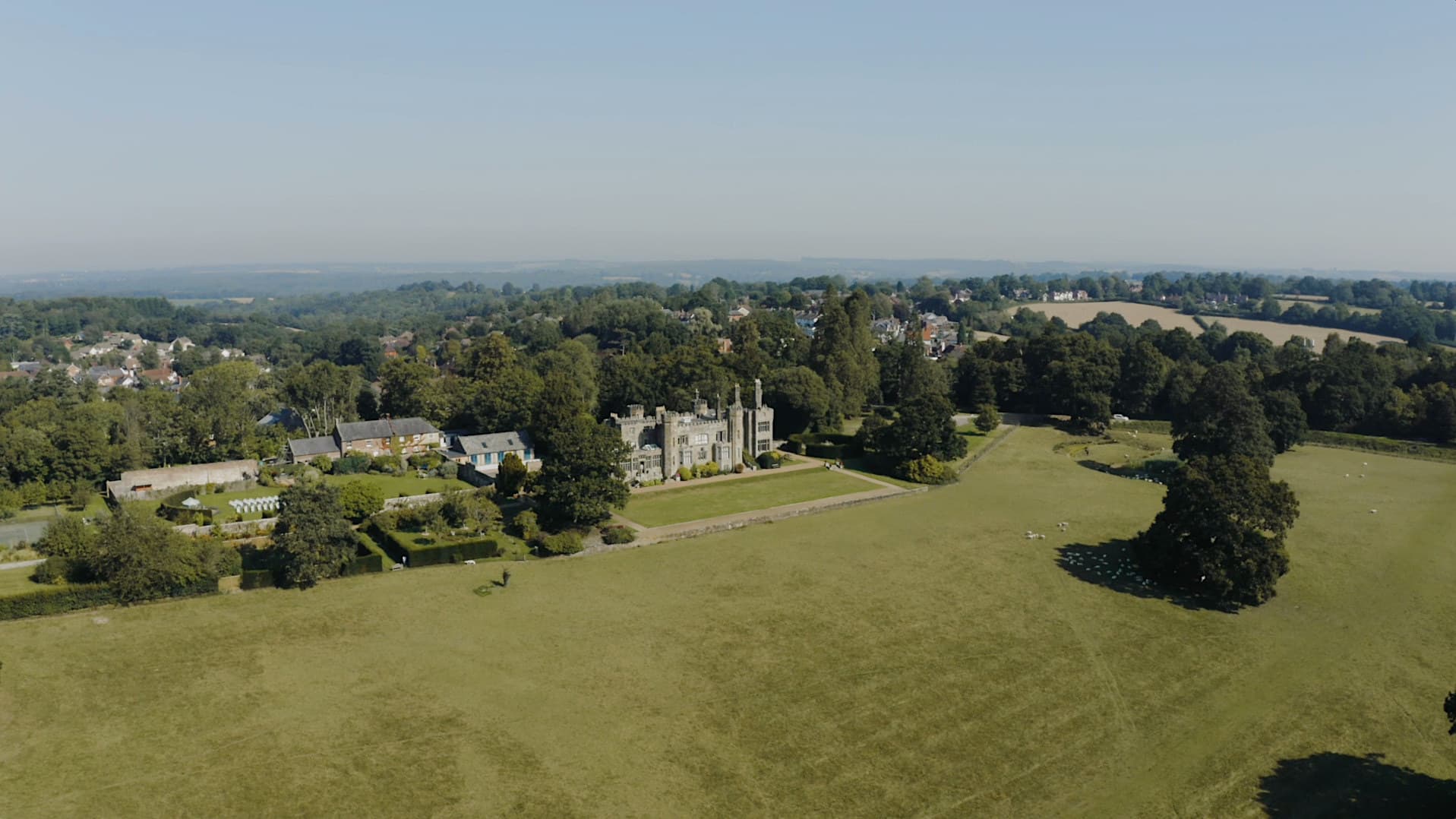 The Carriage Barn And Gardens, Wadhurst Castle photo #10