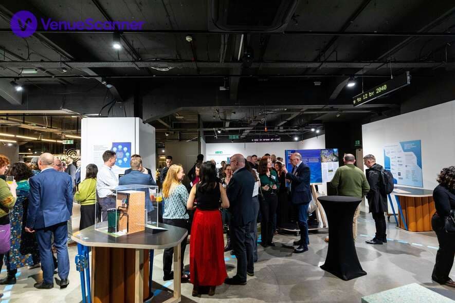 Main Gallery, Building Centre photo #3