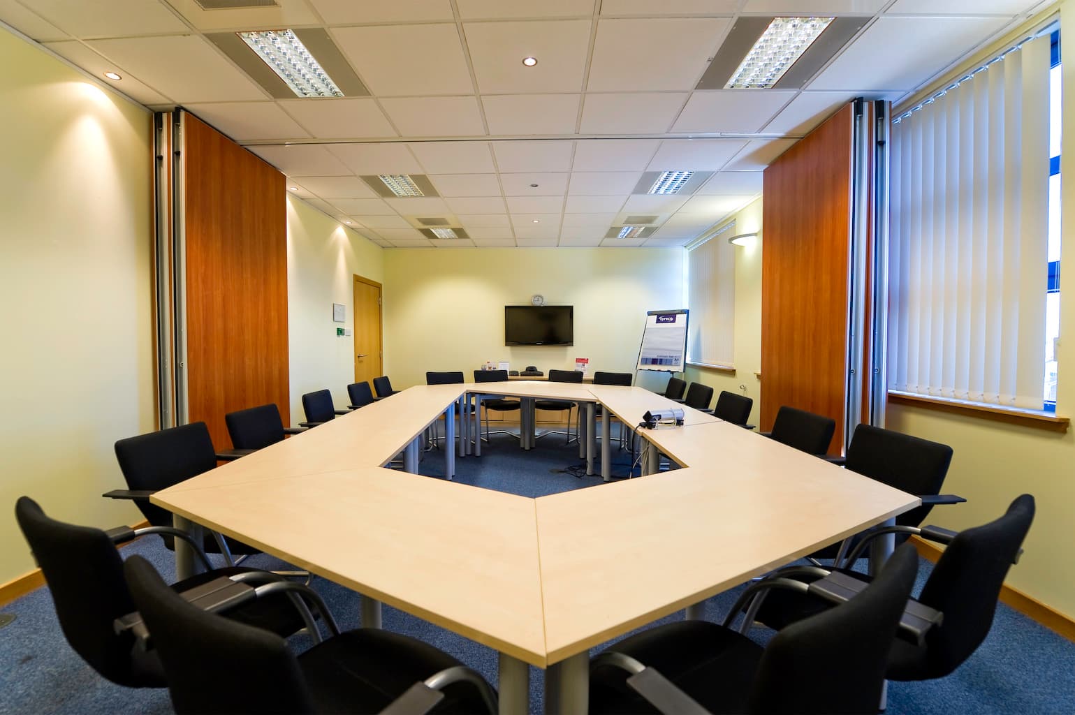 Duthie, Regus Aberdeen Riverside Drive photo #4