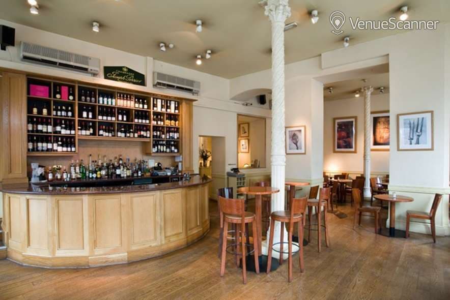 Buckingham, Victoria photo #1