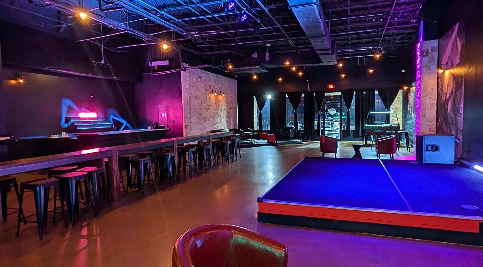 Photo of Iron Horse Rock Bar, Whole Space