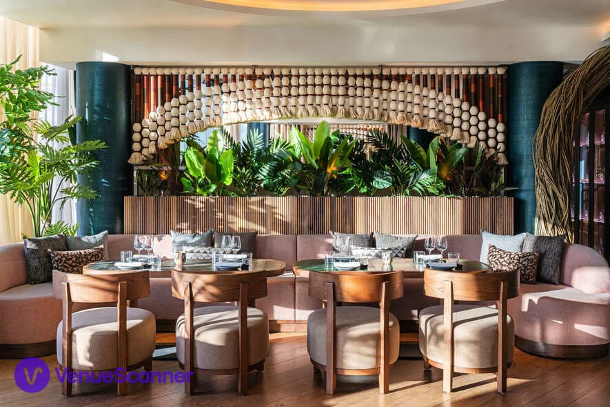 Exclusive Hire, Los Mochis London City photo #2