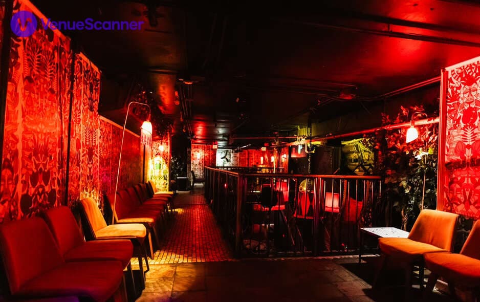 Main Floor Lounge, Mehanata Bulgarian Bar photo #2