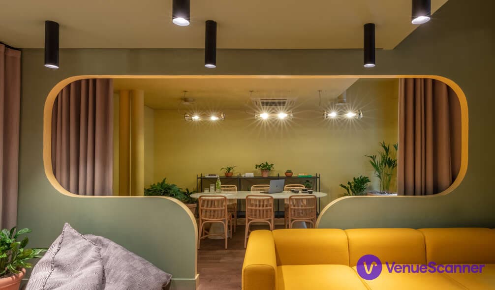 Whitworth Locke Hotel, Yellow Room photo #3