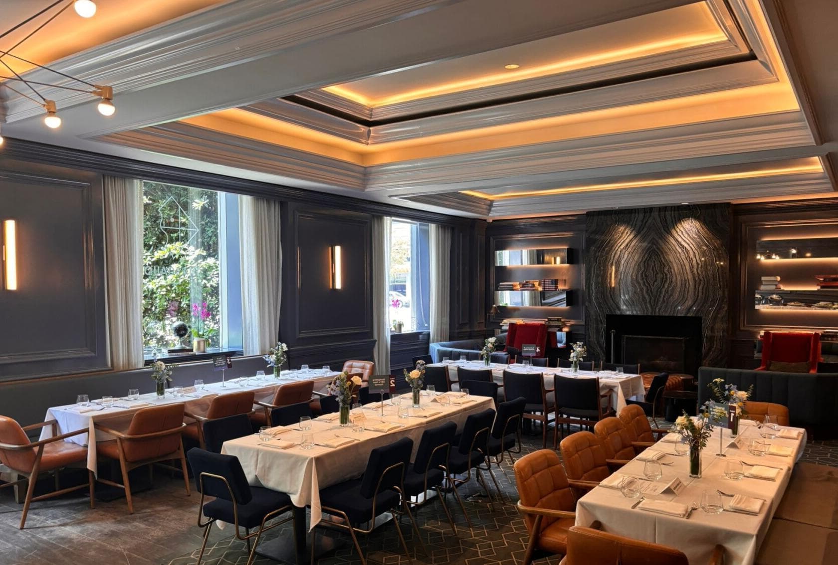 Windows, Quadrant Bar and Lounge photo #1