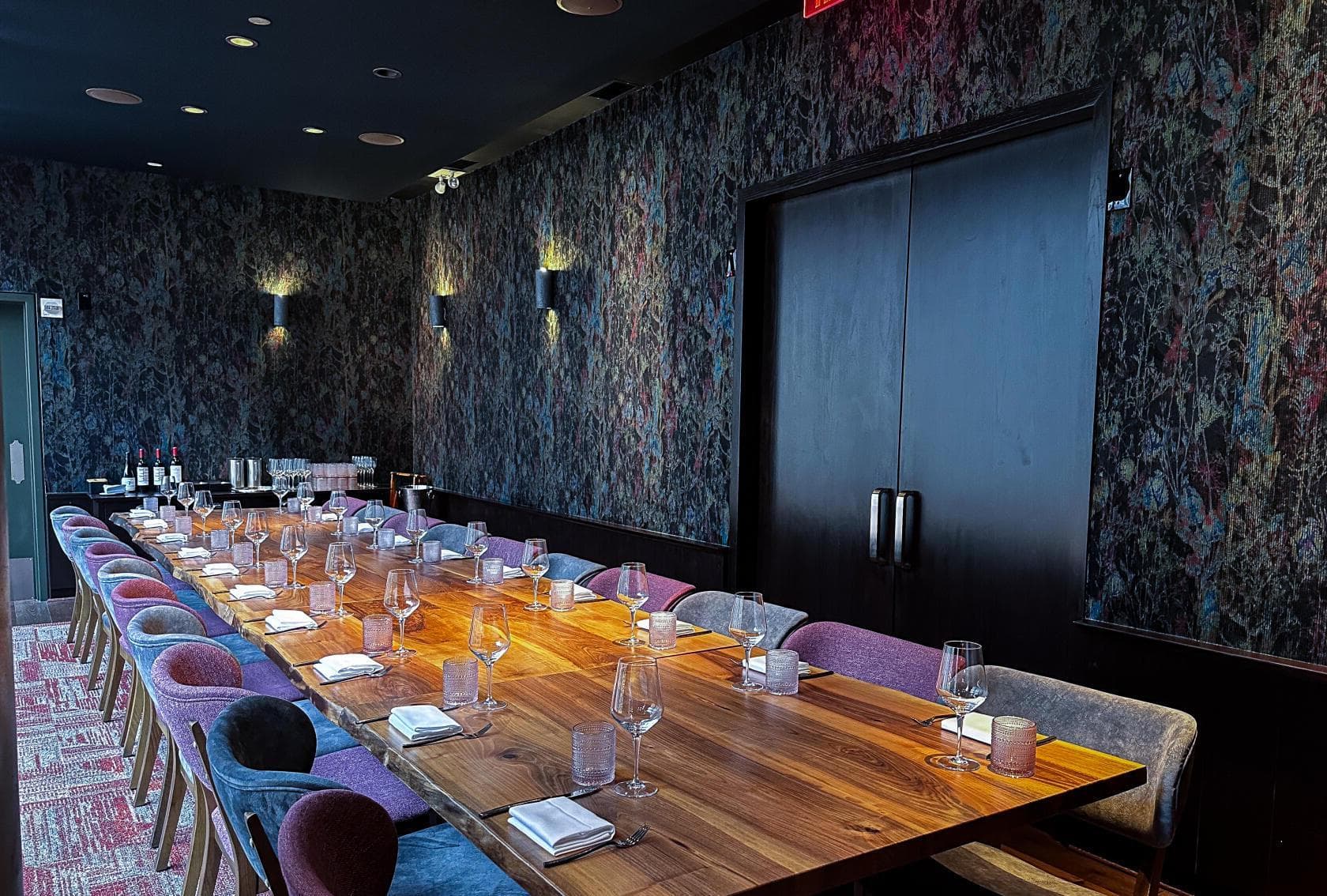 Red Room, Seven Reasons photo #1
