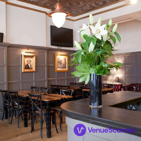 Whole Venue, The One Tun photo #2