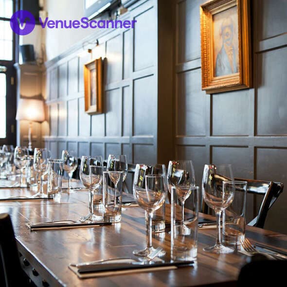 Whole Venue, The One Tun photo #1