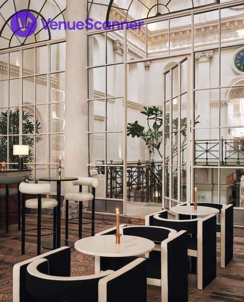 The Courtroom Bar, Knotel At Old Sessions House photo #3