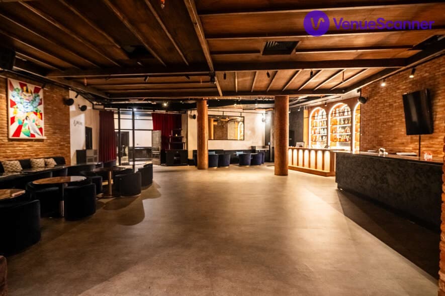 Parallel 45, 45 London photo #1