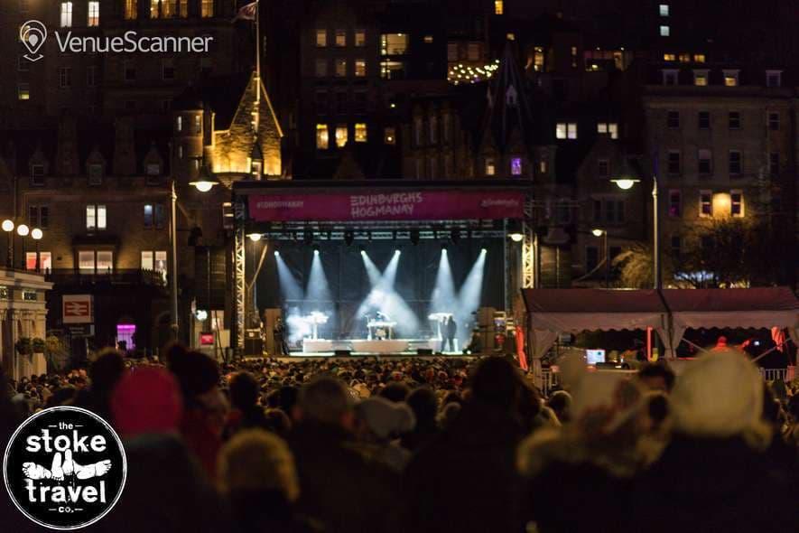 London Train To Hogmanay!, London To Edinburgh's Hogmanay Private Party Train photo #1