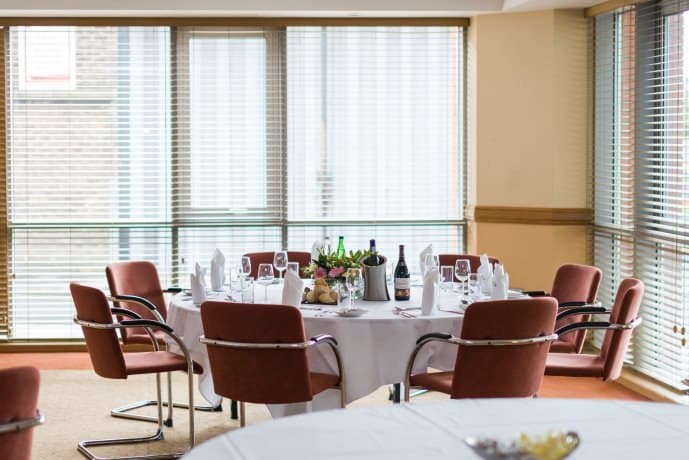 Suite 9, Leonardo Hotel Sheffield photo #1