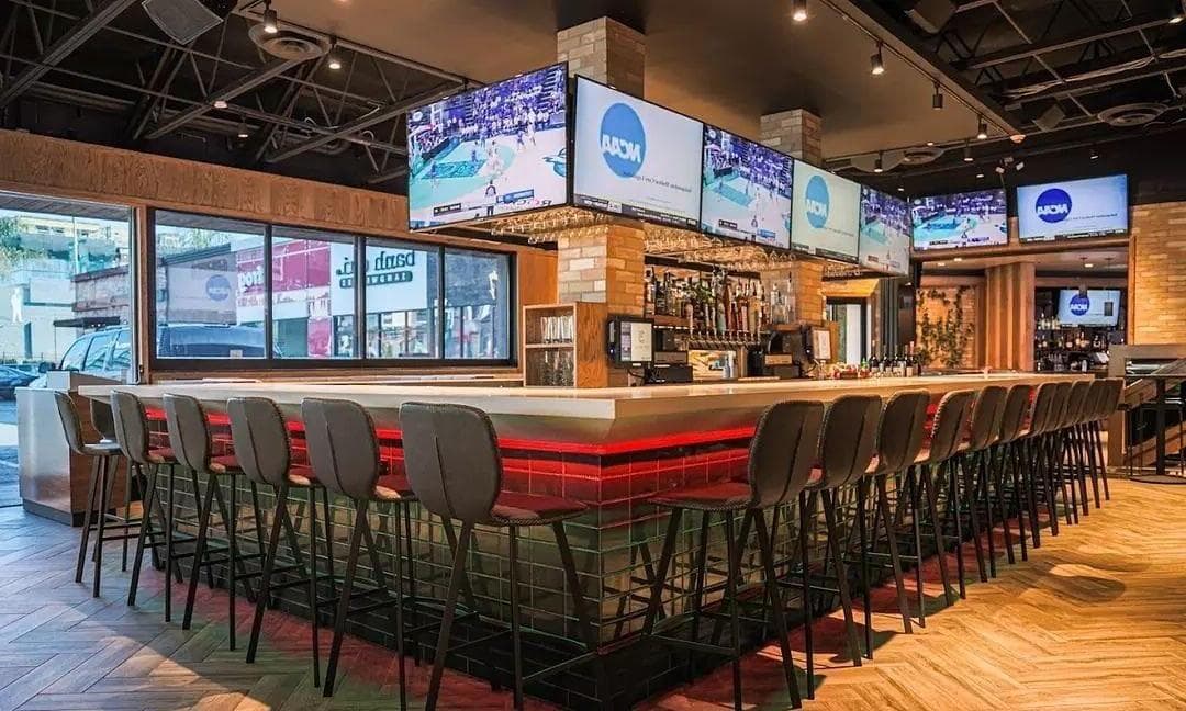 Main Bar, 3rd Base LA photo #1