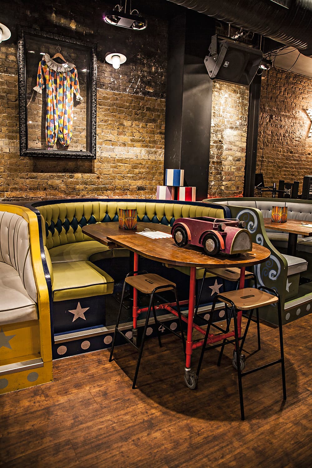 The Main Bar, Trapeze Bar photo #3