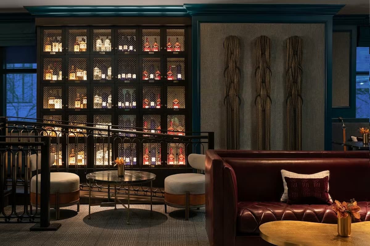 Bar, Bernard’s photo #3