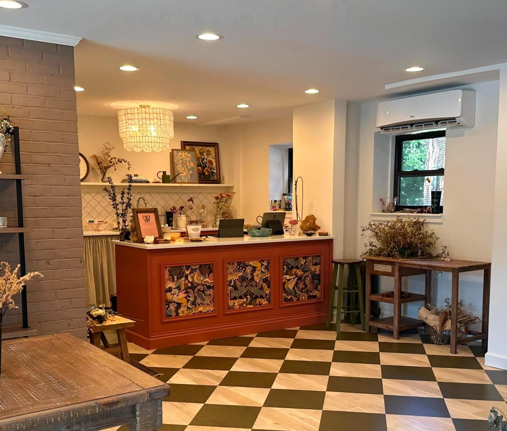 Eclectic Boutique, Wayward Thorn photo #1