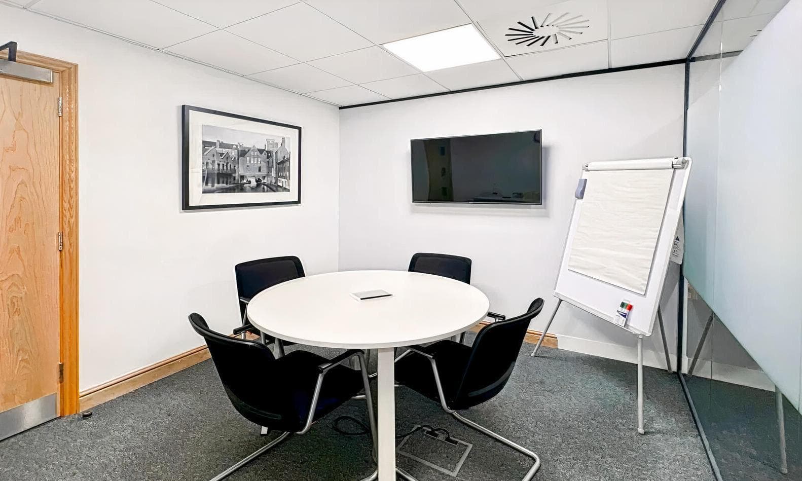 Photo of Regus - Birmingham, Rubery