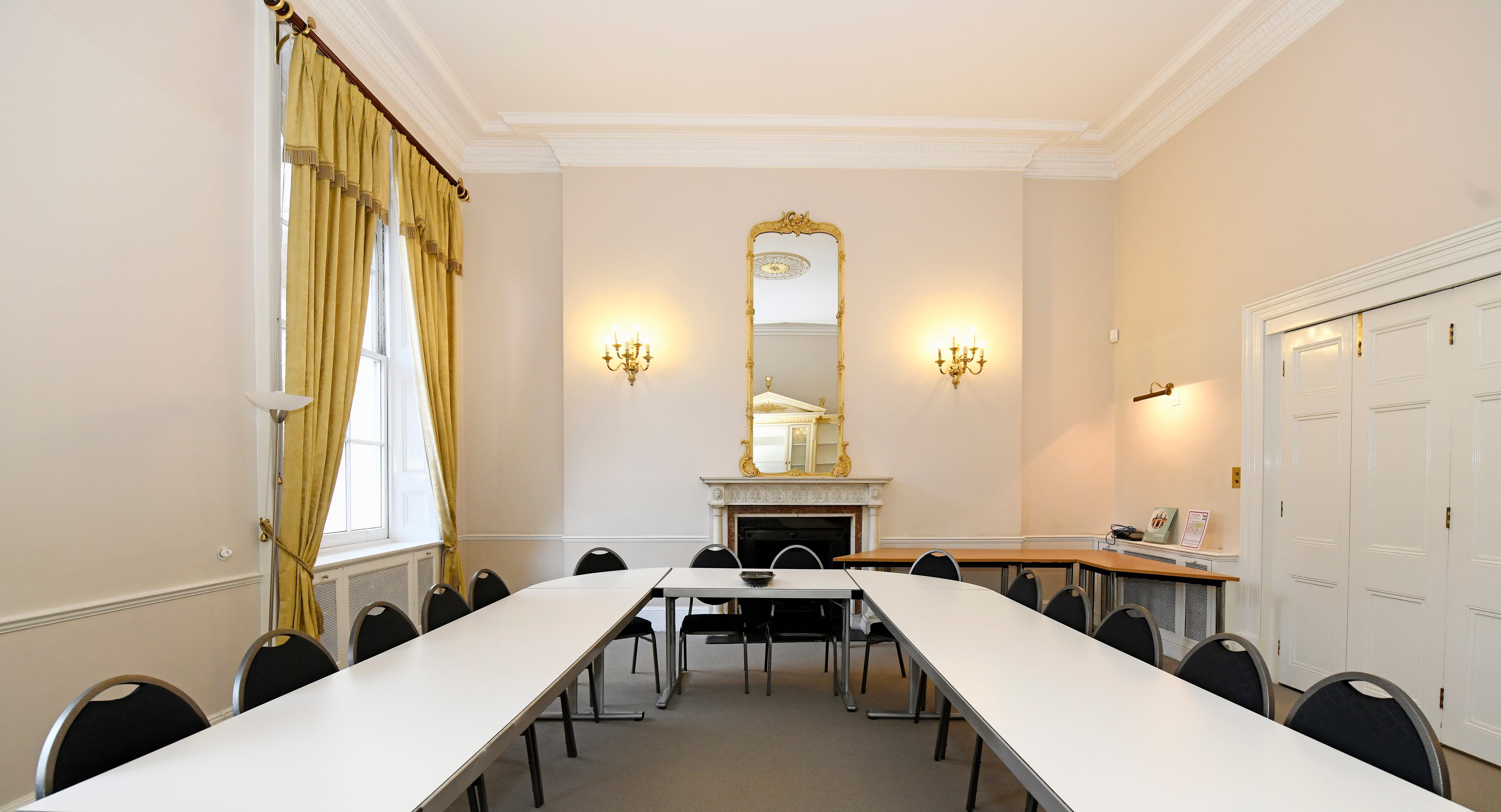 SCI Belgravia, Roscoe Room photo #2