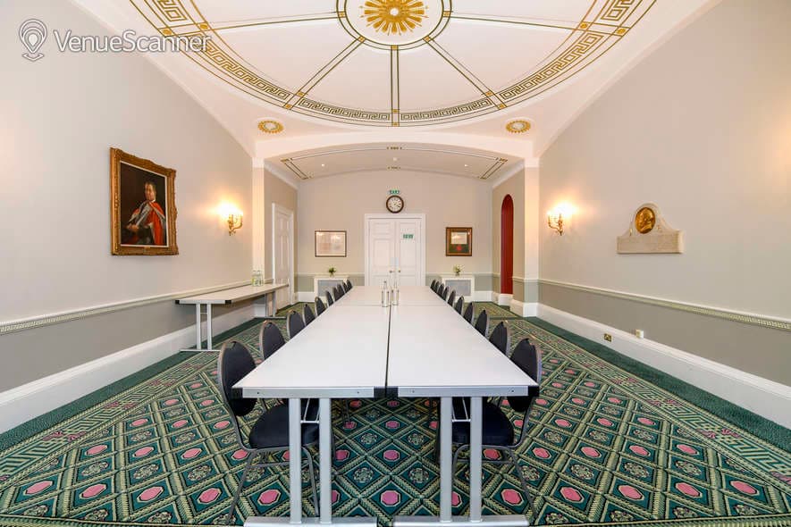SCI Belgravia, Council Room photo #3
