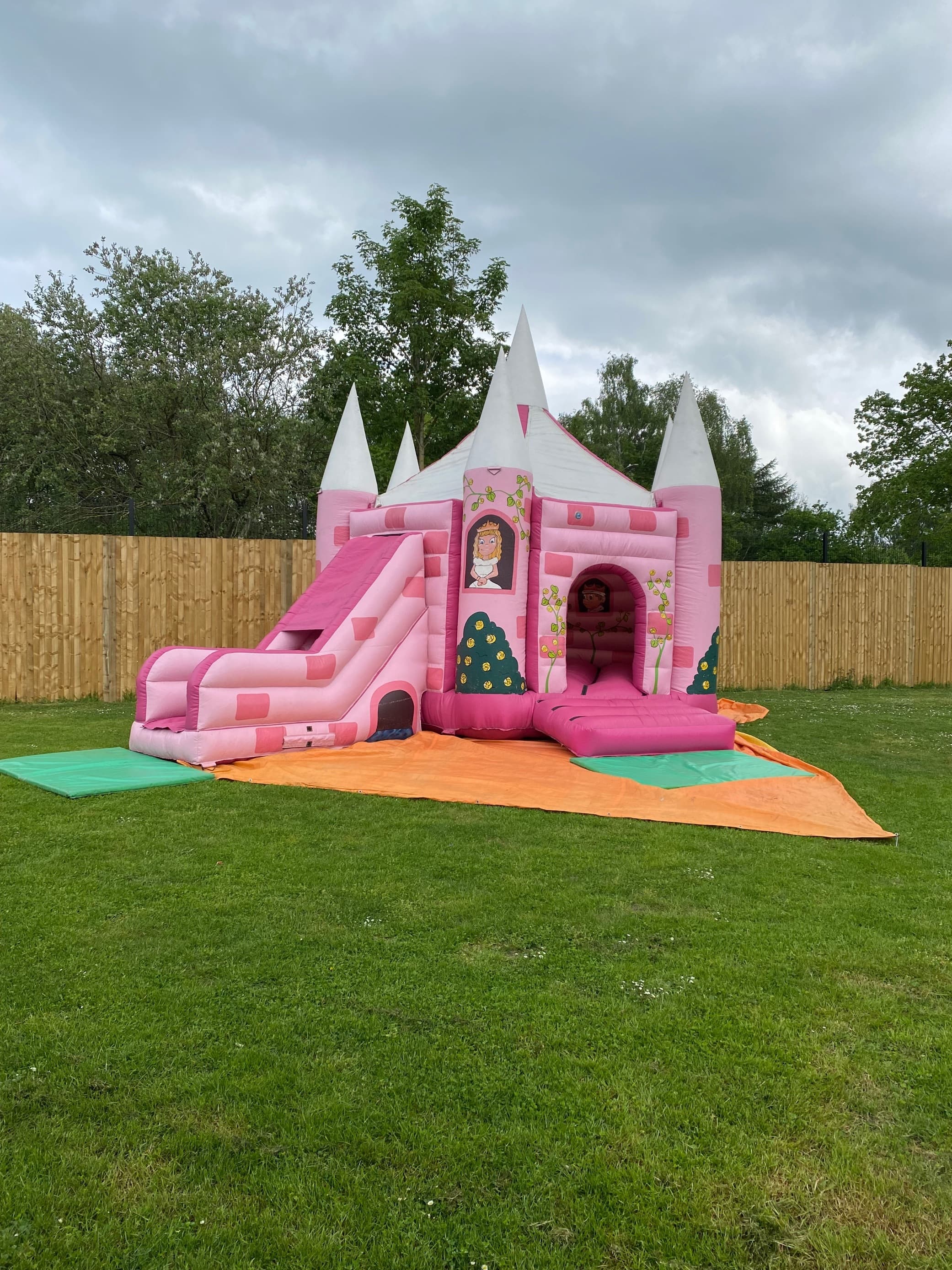 Venue, Holloways Park photo #42