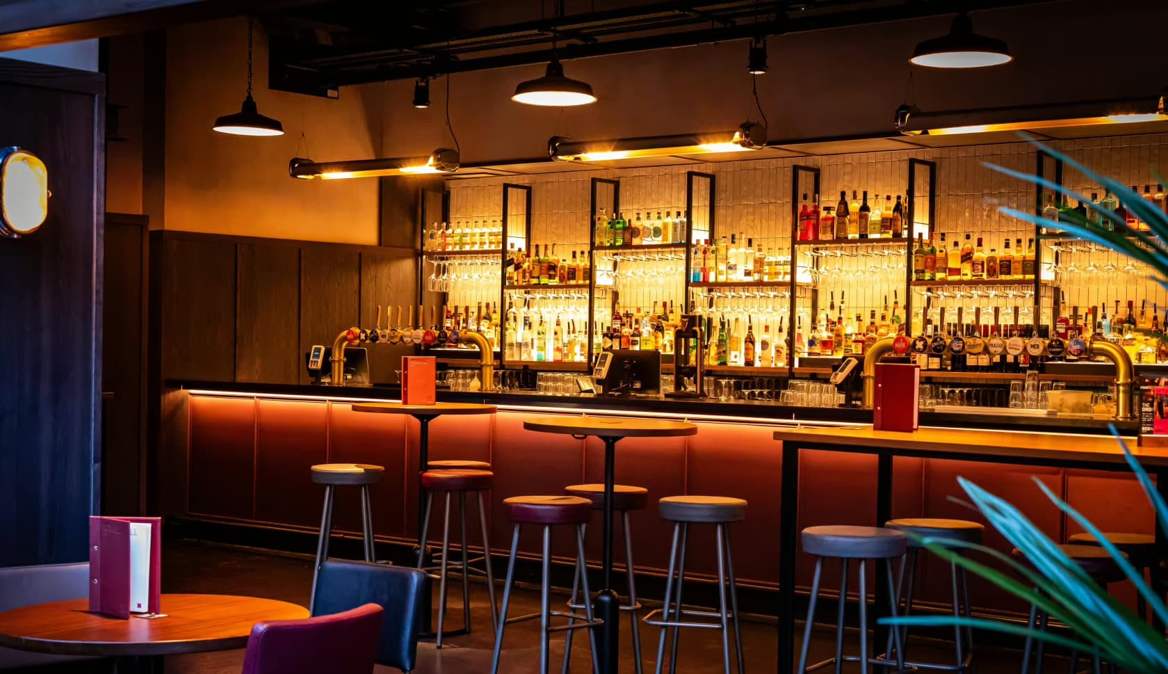 The Metropolitan Bar