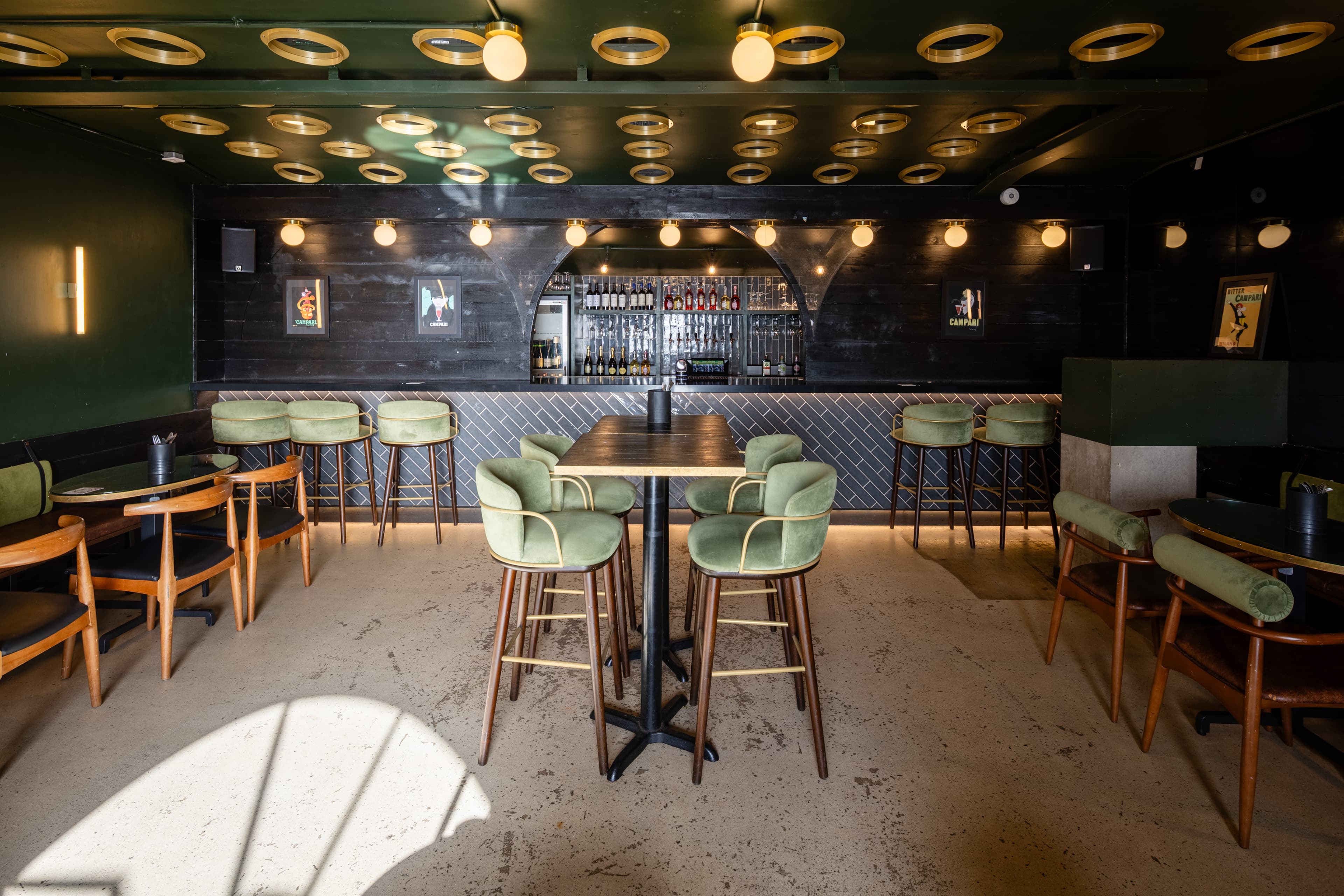 Skylark Bar, Shelter Hall photo #5