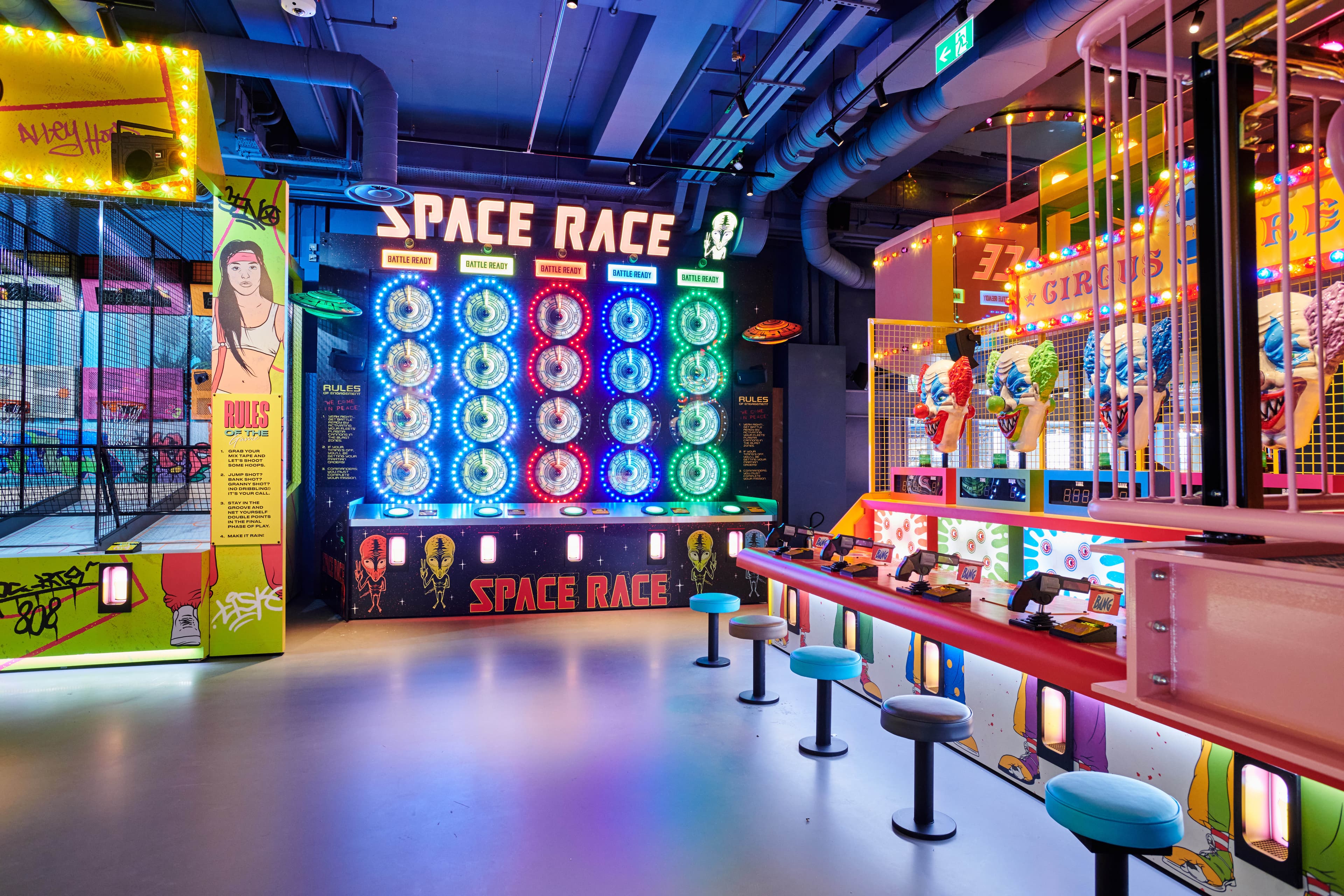 Holy Duck Lounge, Fairgame Canary Wharf photo #11