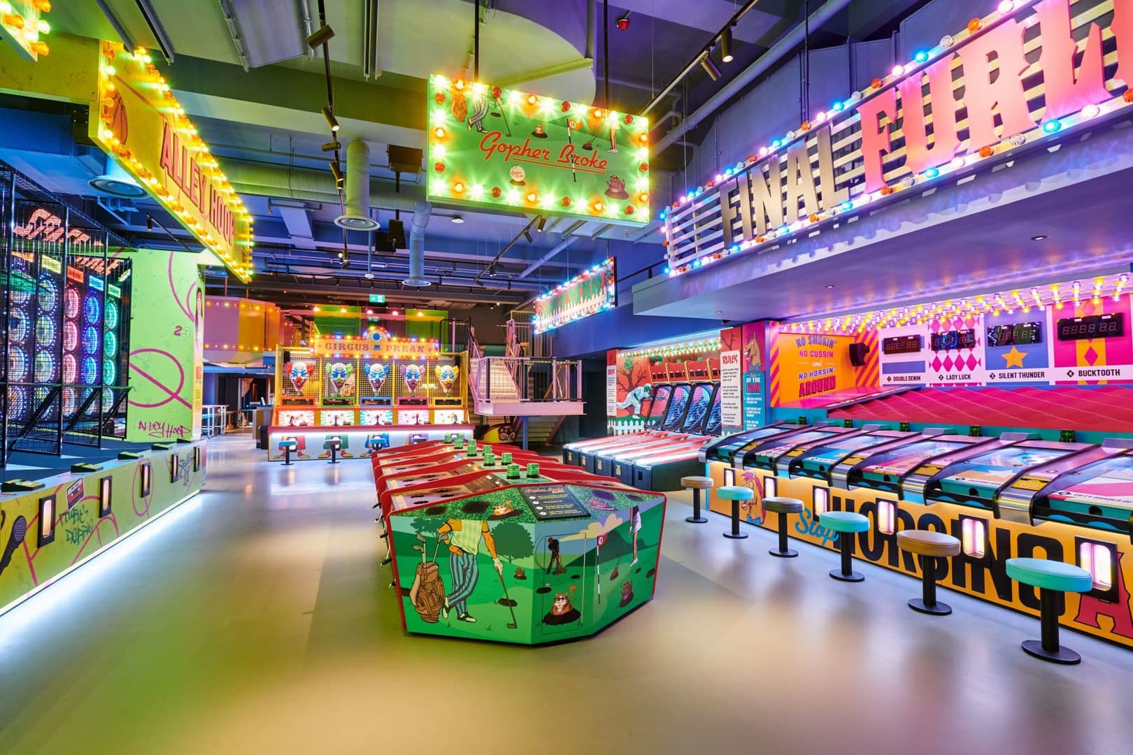 Holy Duck Lounge, Fairgame Canary Wharf photo #6