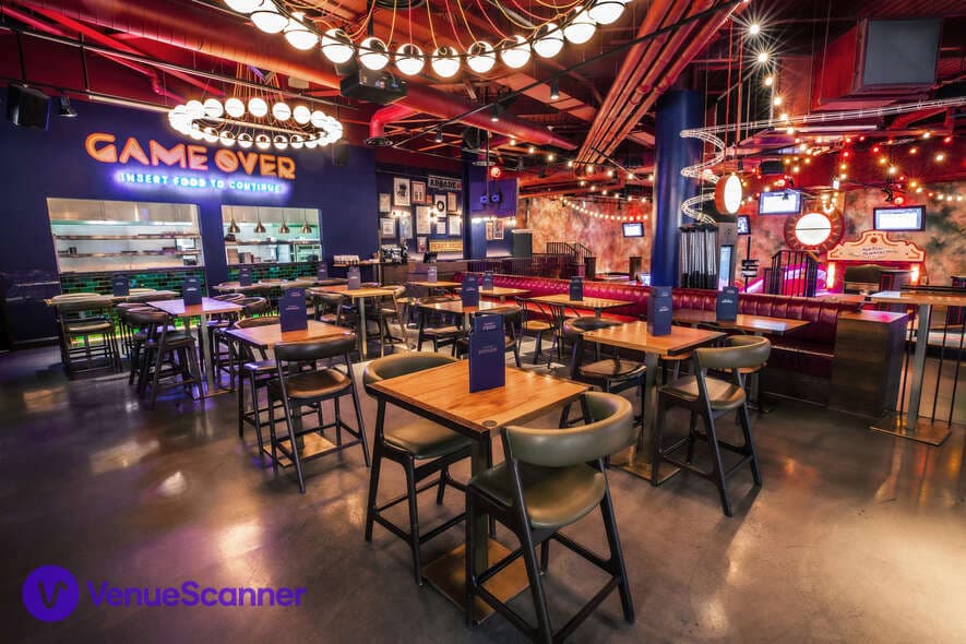 Ruby, Puttshack White City photo #1