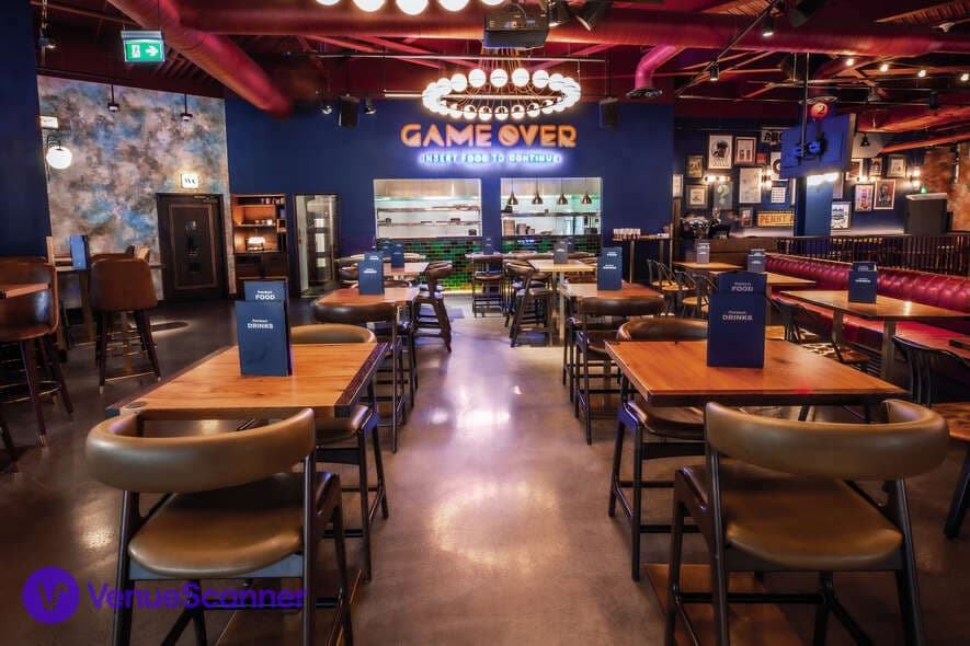 Ruby, Puttshack White City photo #2