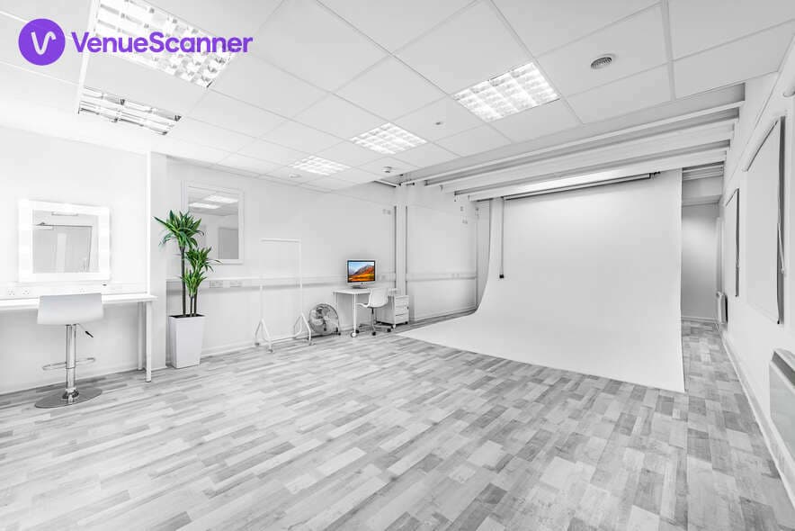 S3 Royal Arsenal Shoots, UniQ Royal Arsenal photo #1