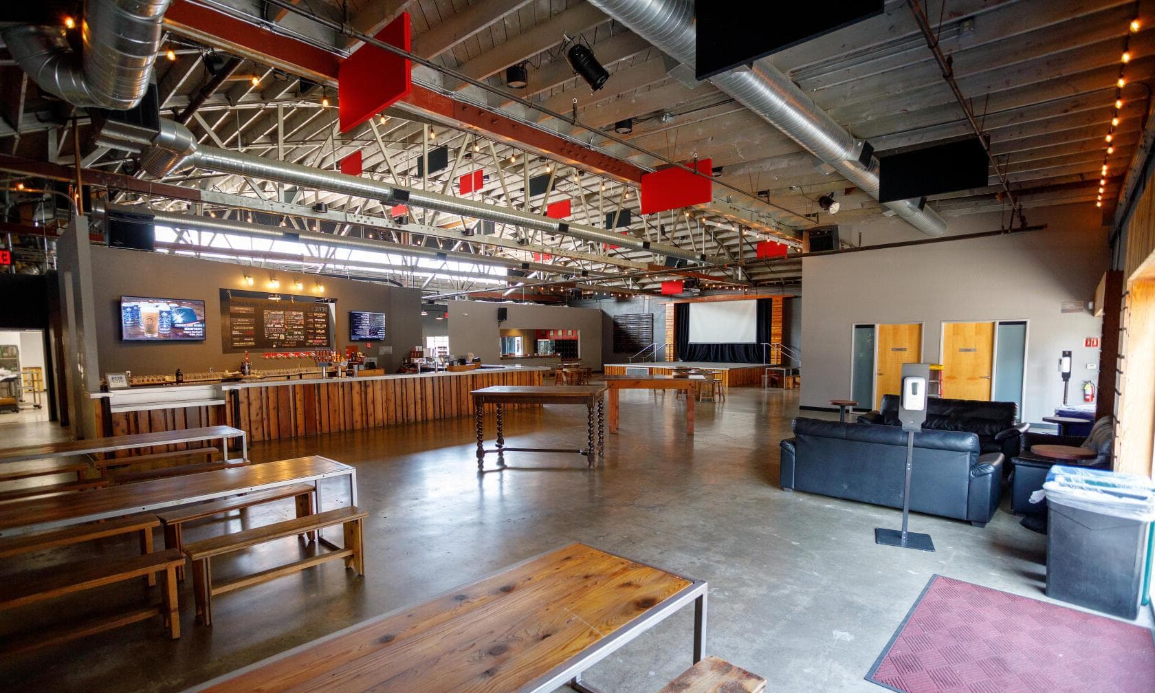 Entire Venue, Devil's Canyon Brewing Company photo #1