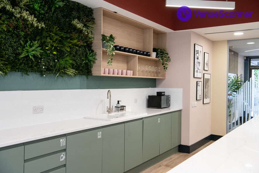 Wizu Workspace - 55 St Paul's photo #3