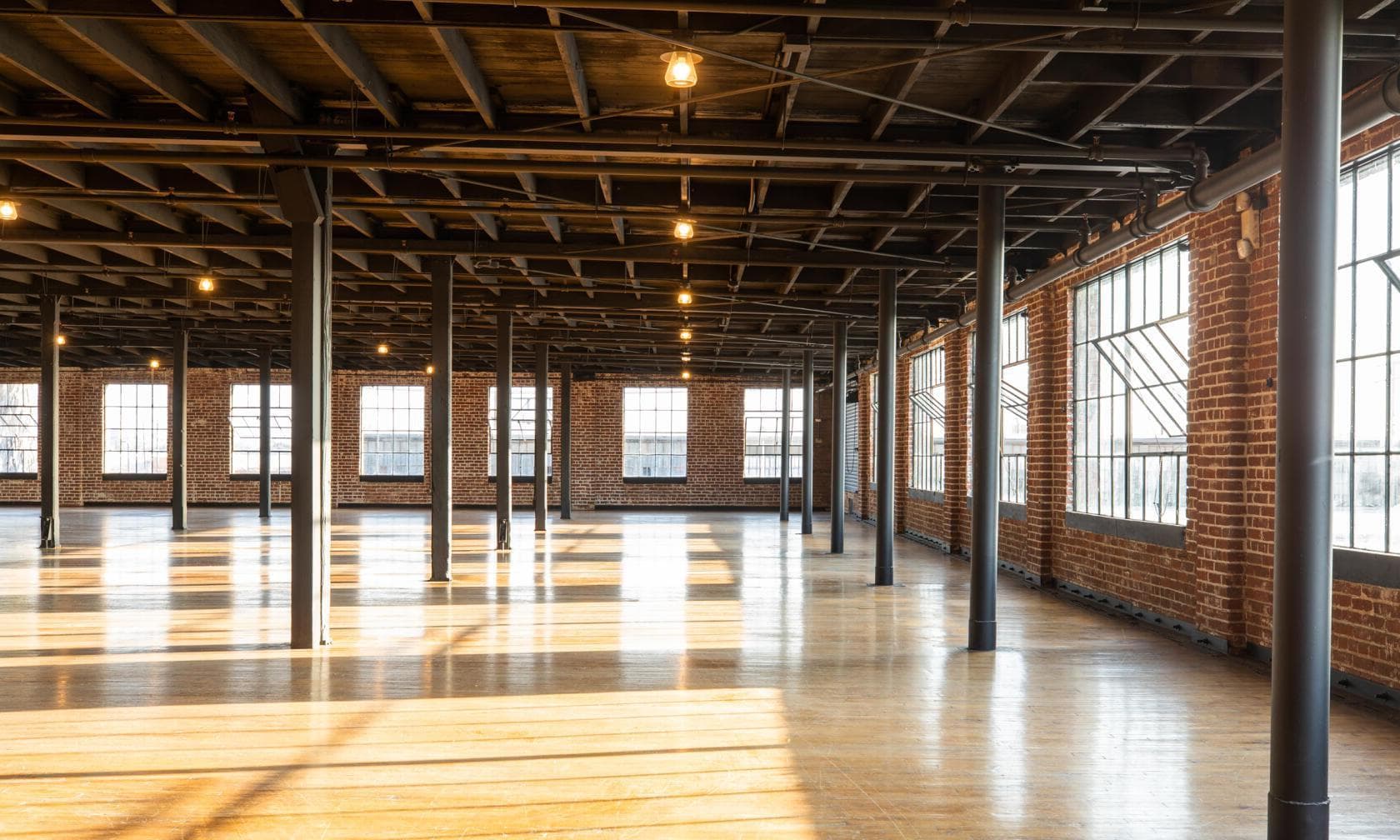 Open Area, Versatile Warehouse Complex photo #1