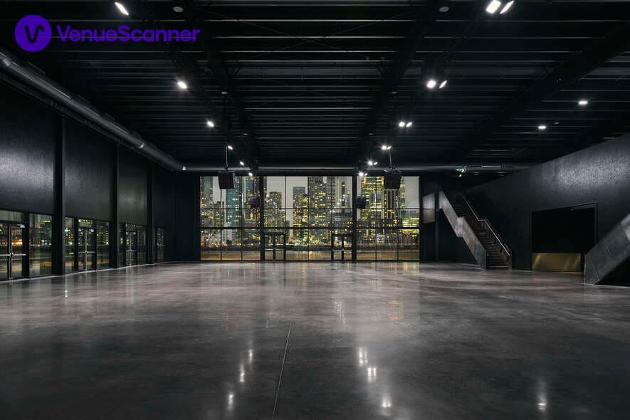 Magazine London photo #3