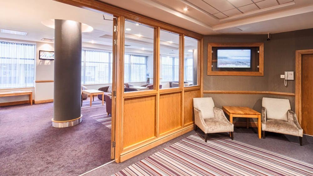 Room 107, Leonardo Hotel Glasgow photo #3