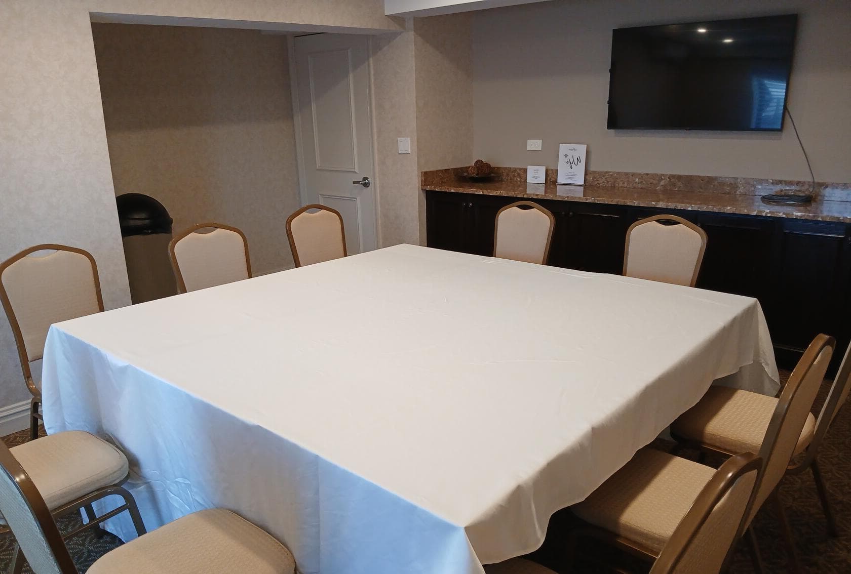 Penthouse Boardroom, The Lucerne photo #1