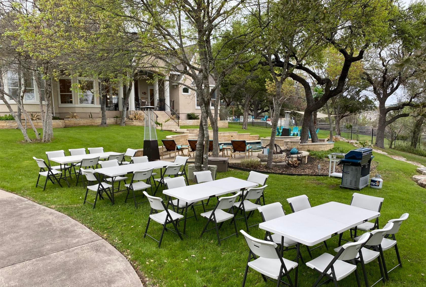 Entire Luxury Lake House And Estate W/ Private Swimming Pool And Multiple Spas, Noble Lake House photo #1