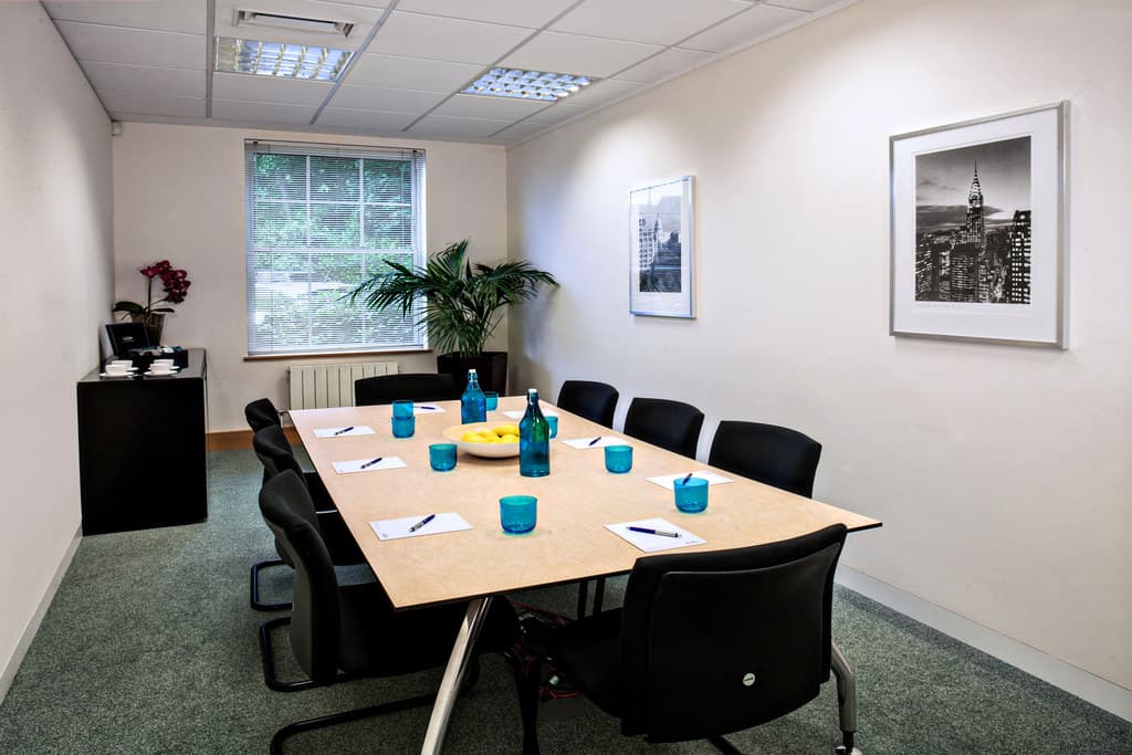 Boardroom, Regus Amersham St Mary's Court photo #2