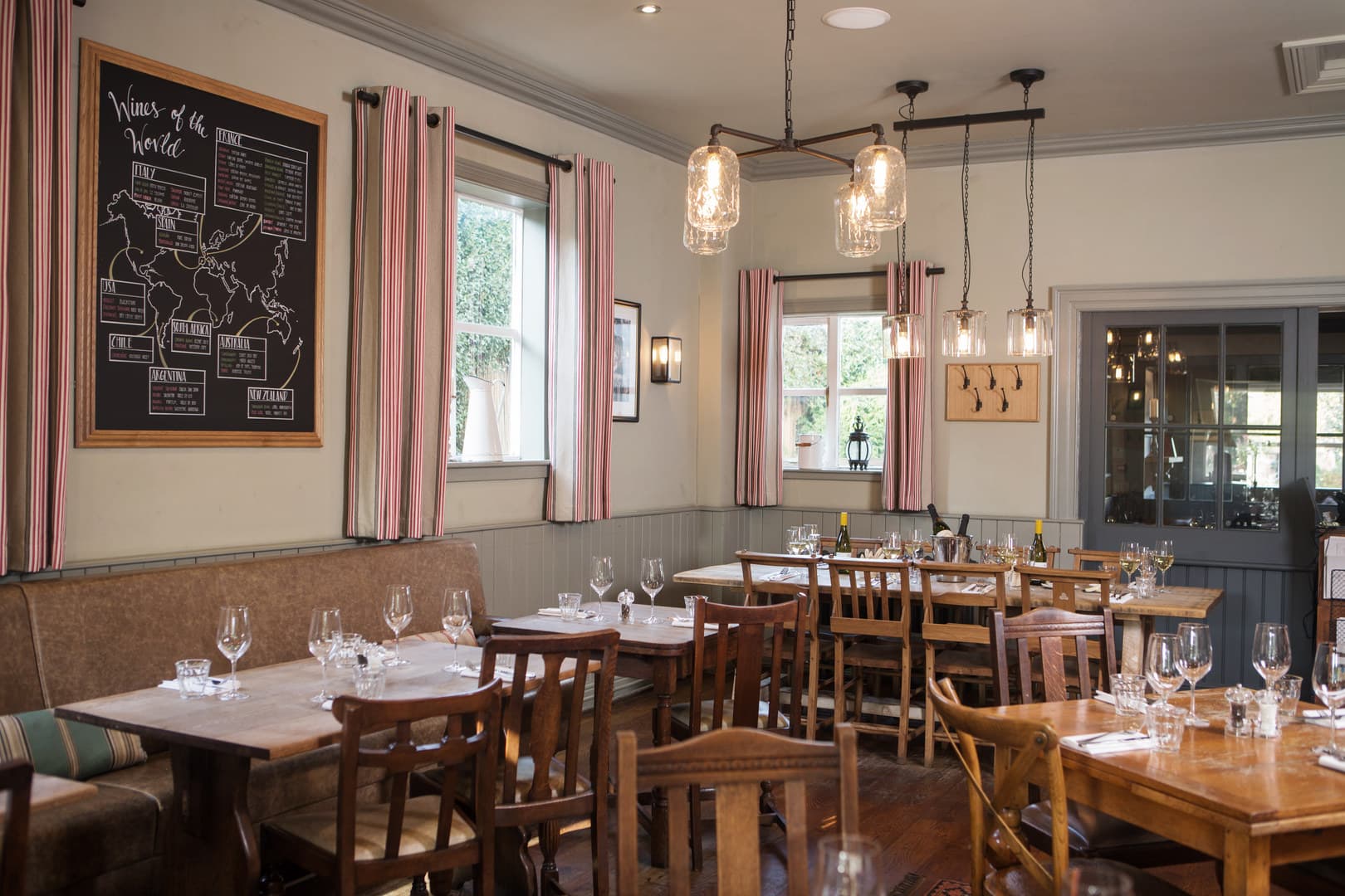 Brasserie, The White Bear photo #4