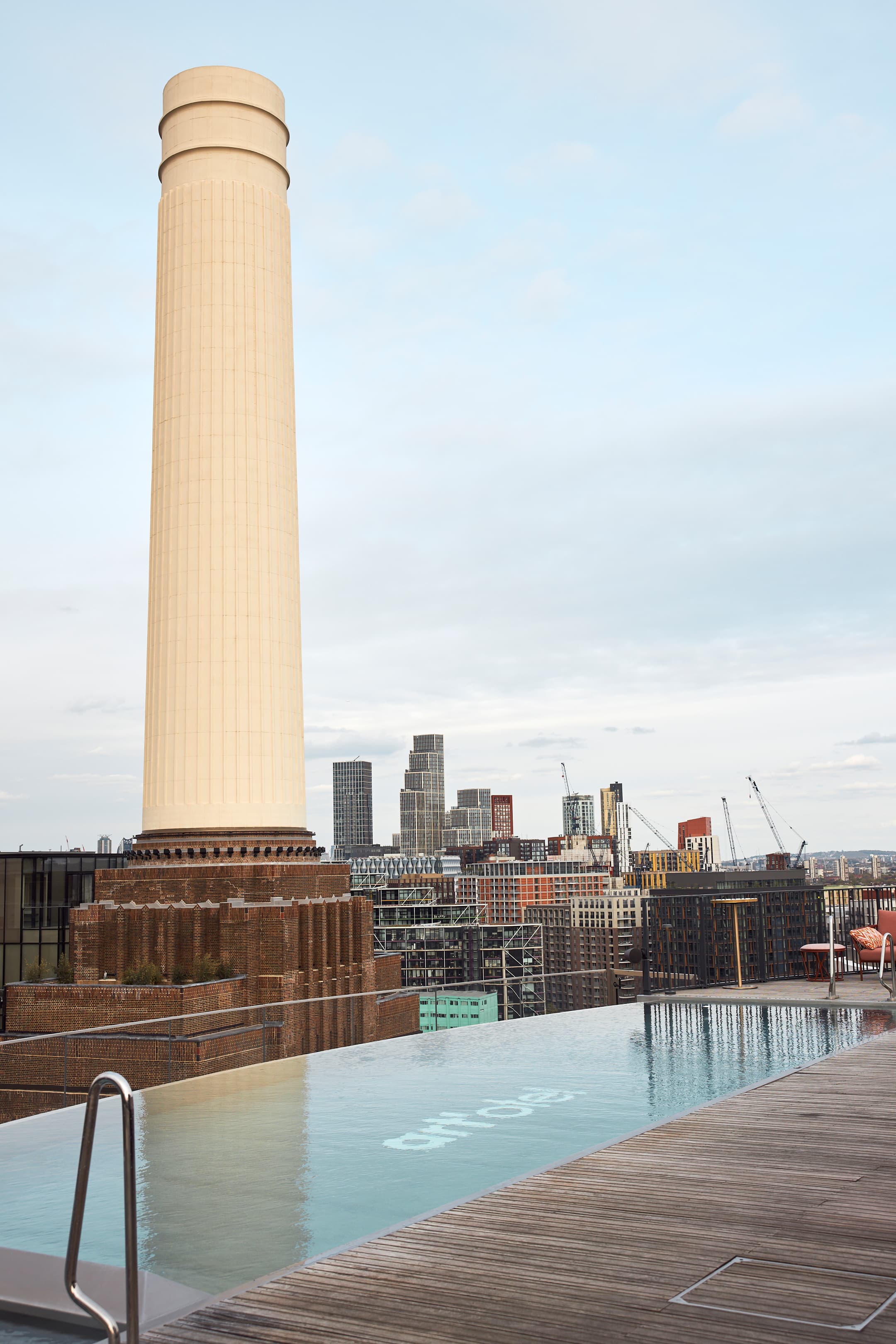 JOIA Restaurant And Rooftop, PEROLA Bar, Art’otel London Battersea photo #8