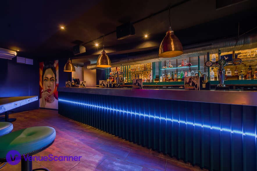 Revolution Southampton, Clubroom photo #3