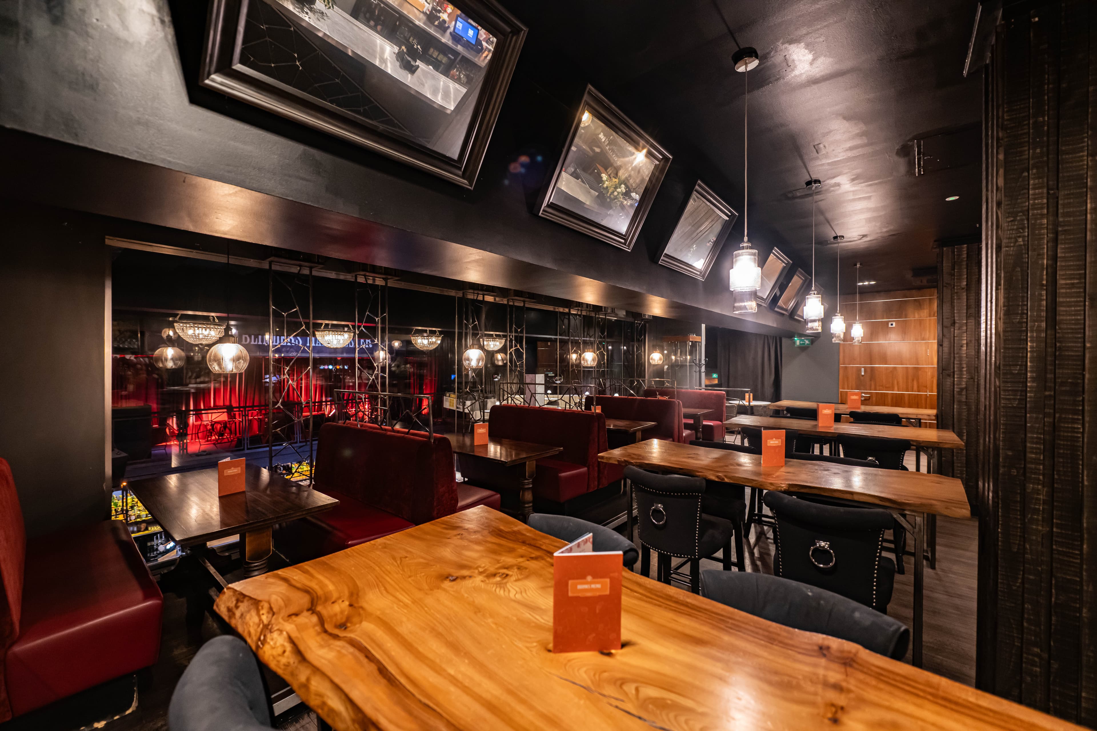 Peaky Blinders Manchester, Balcony Floor photo #2