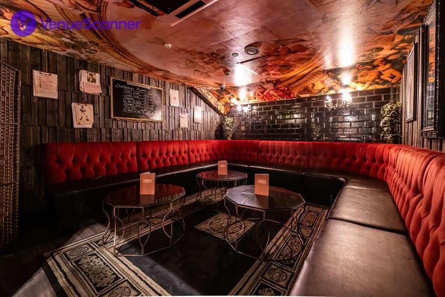 Peaky Blinders Manchester, Balcony Floor photo #3