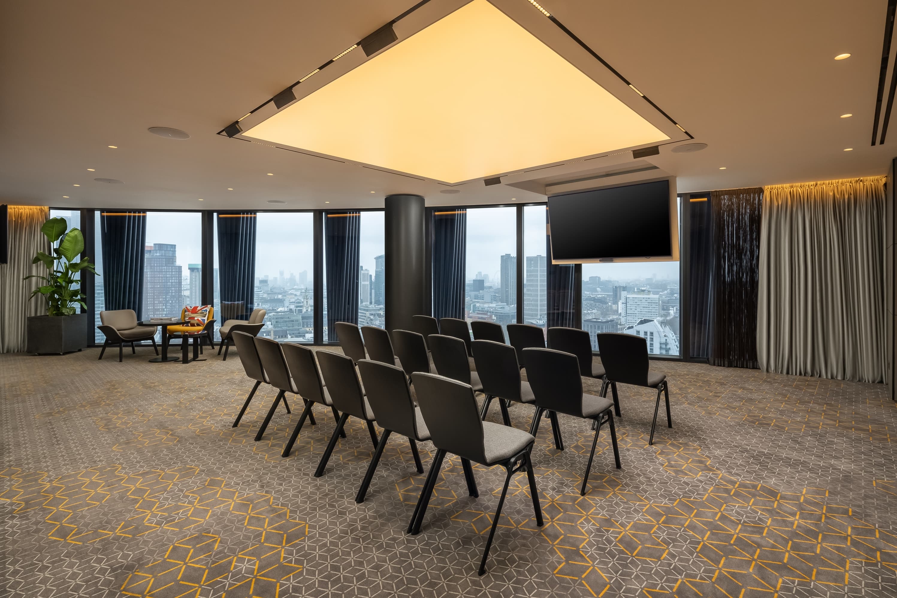 Creative Room 6, Art’otel London Hoxton photo #5