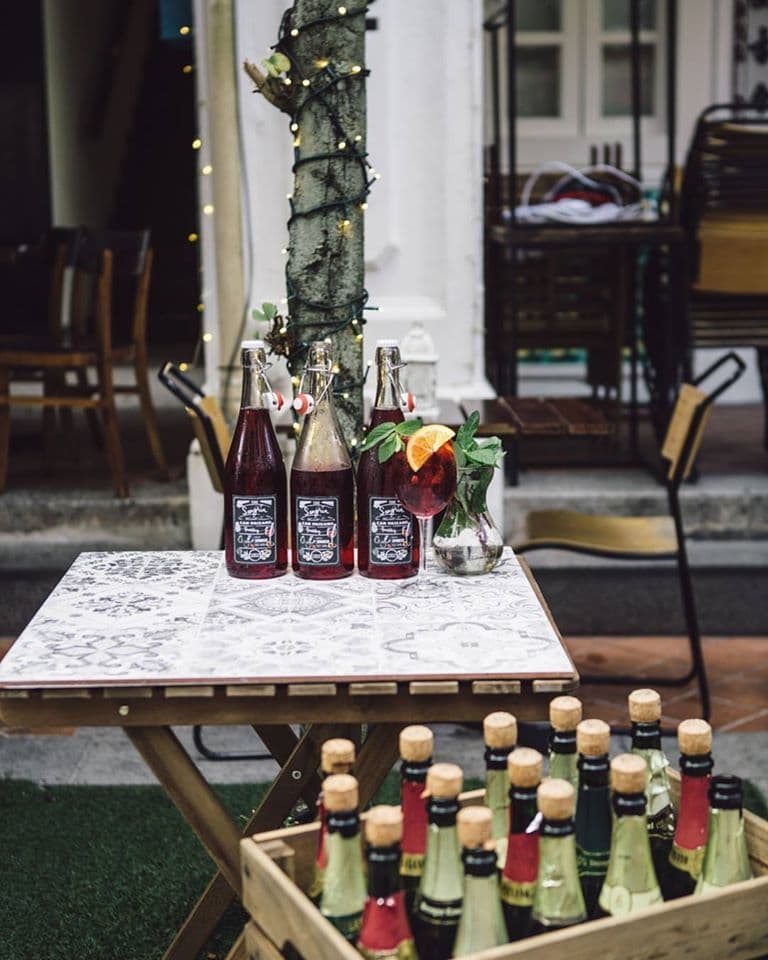 Excusive Hire, Bar-Celona photo #3